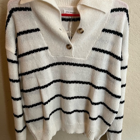 Blu Pepper V-Neck Sweater - Cream and Black Stripes - Picture 1 of 2
